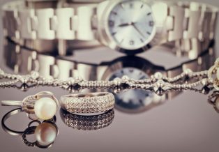 Shipping Watches and Jewellery
