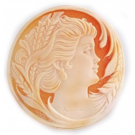Large Finely Carved 14k Yellow Gold M & M Scognamiglio Cameo Shell Brooch pin