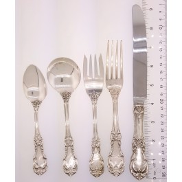 5 Piece  Place Setting BURGUNDY Reed and Barton Sterling Silver spoon fork knife