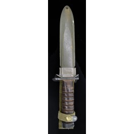 WWII Utica Fighting Trench Knife U.S.M8  B.M.C.O Victory Plastics Scabbard