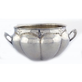 Antique Mexican Spanish Colonial Fine Silver Hand Hammered Sugar Nut Bowl