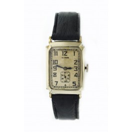 Art Deco Illinois Larchmont Model 1 Cal 207 14k WGF Case Mechanical Tank Watch