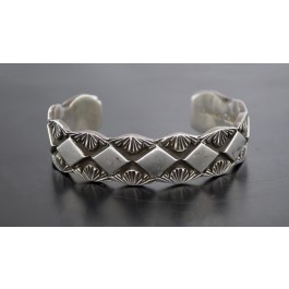 Darin top bill bracelet