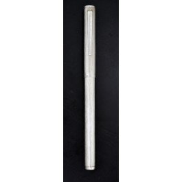 Vintage Dunhill Sterling Silver Brushed Finish Line Pattern Pen 4.5 NO CARTRIDGE
