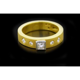 Signed Sam Lehr Matte 18k Gold Princess Cut .65tcw Diamond Band Ring Size 6