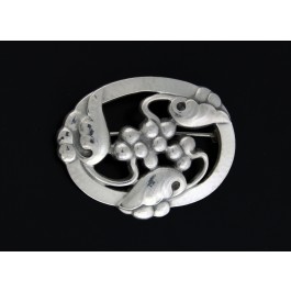 Vintage Georg Jensen Denmark #101 Sterling Silver Moonlight Grapes Brooch Pin