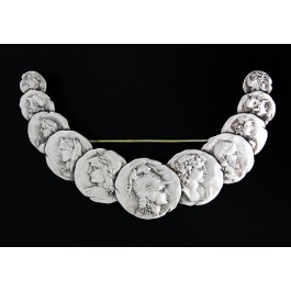 George W. Shiebler #1391 Etruscan Homeric Medallion Sterling Silver Brooch Pin