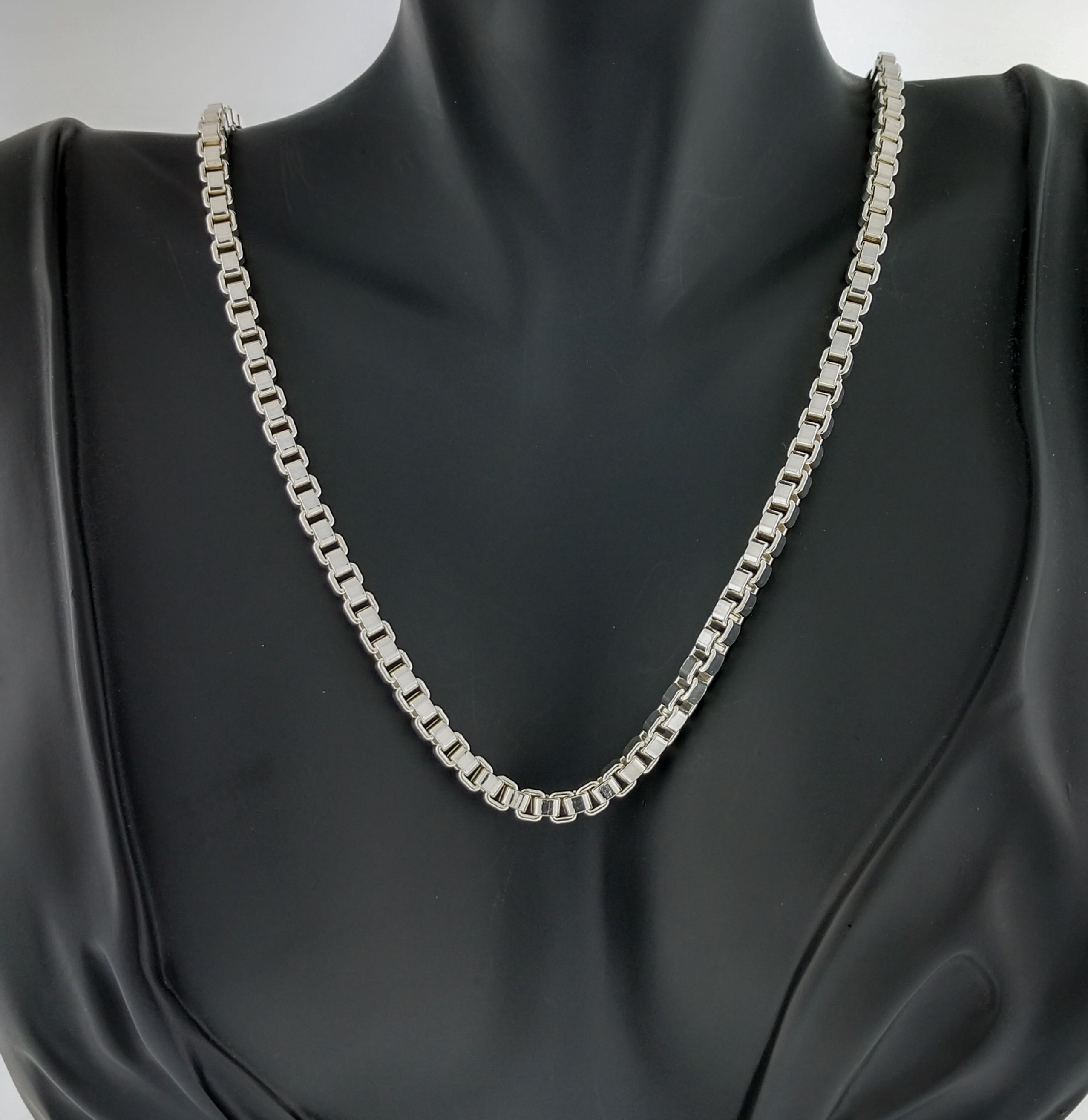 Vintage Tiffany & Co Sterling Silver 4mm Box Chain Link