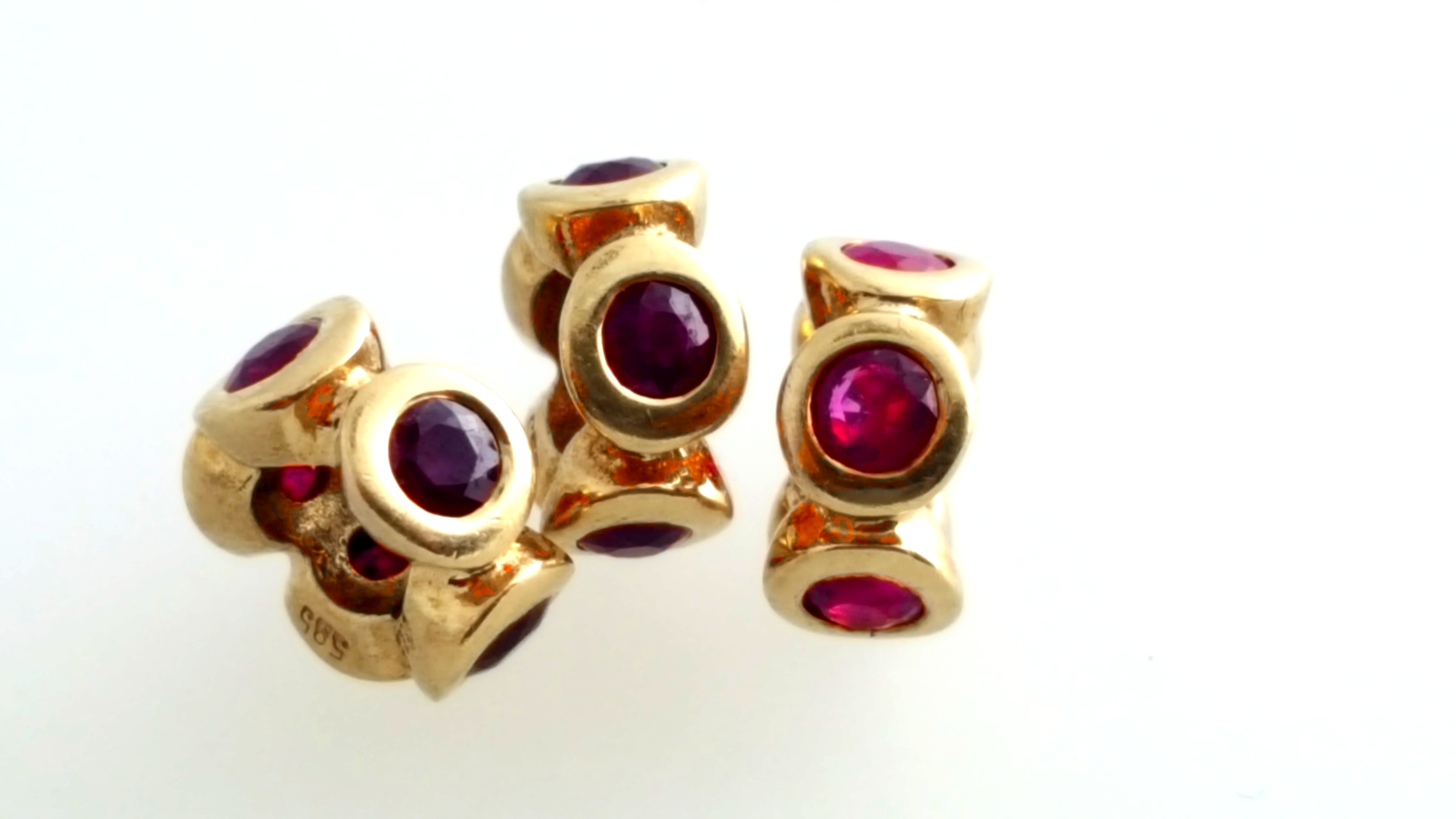 Pandora 14K 585 Gold Genuine Ruby Circle Lights Spacer Charm 100