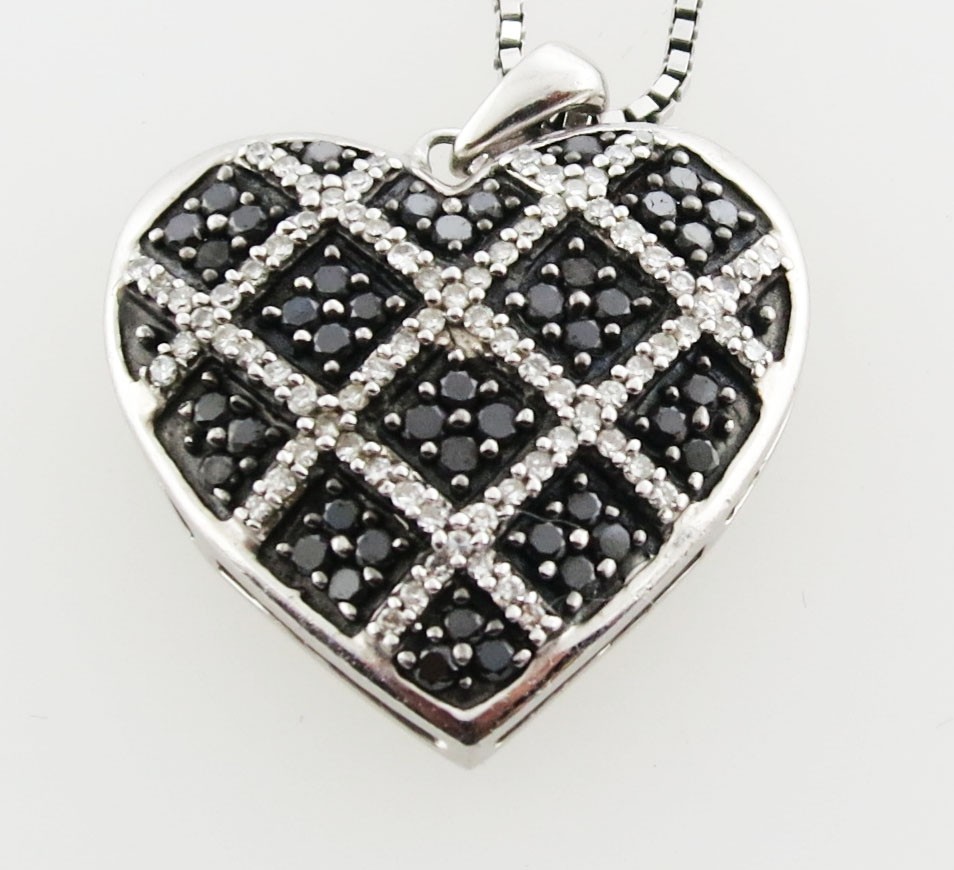 JWBR Kay Jewelers 925 Sterling Silver .50ct Black & White Diamond Heart