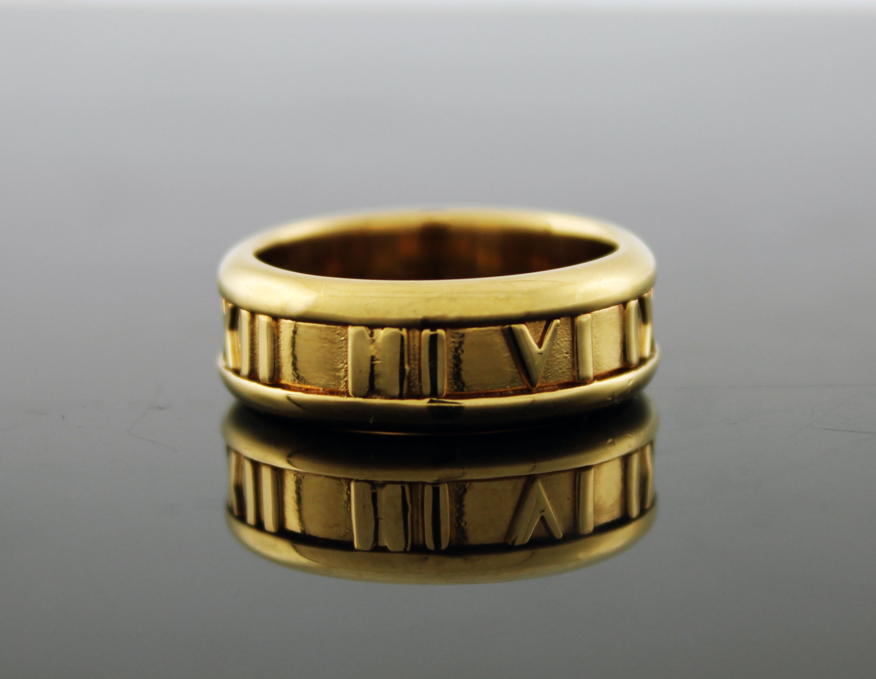 Vintage 2003 Tiffany & Co Atlas 18k Yellow Gold Roman